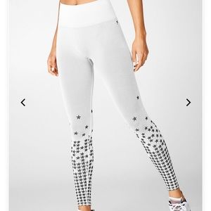 Fabletics seamless white/grey leggings with stars